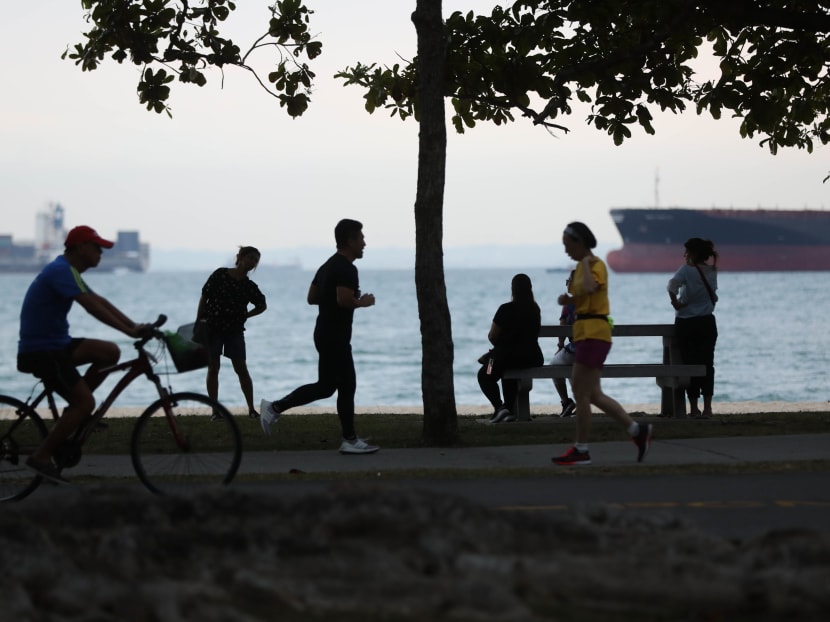 Explainer: Could jogging behind someone get you infected with Covid-19?