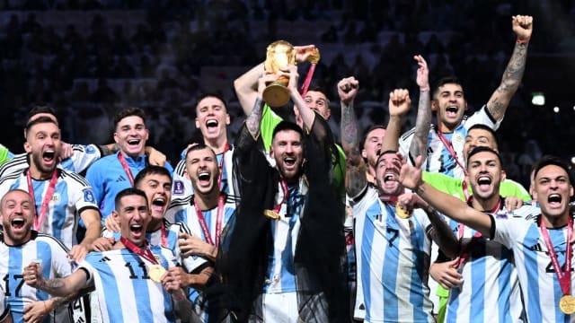 戏剧性大决赛！阿根廷点球气走法国 梅西圆梦捧杯