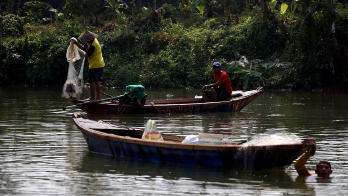 Laut yang memanas membawa badai mematikan, jaring kosong bagi para nelayan di Indonesia