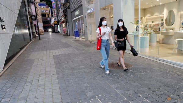 South Korea extends social distancing, allows fully vaccinated some leeway