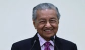 Dr Mahathir stabil, beri respons baik kepada rawatan