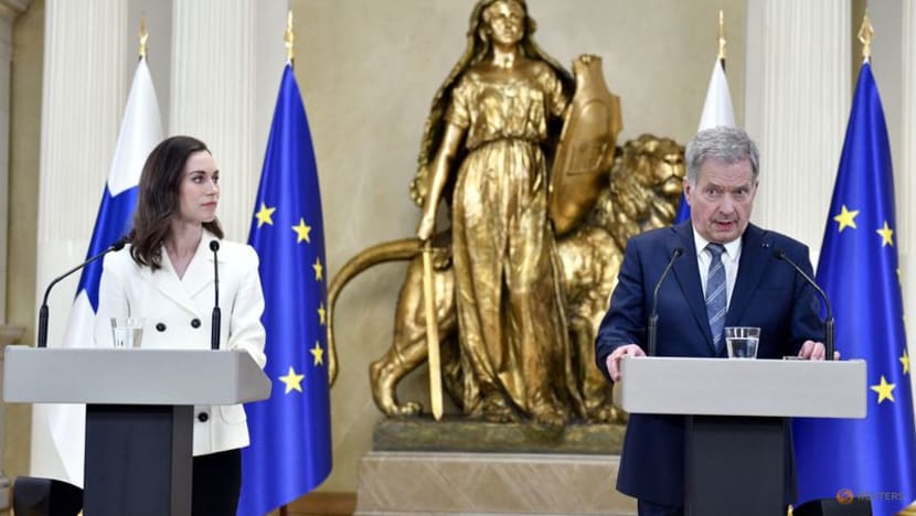 Finland president confirms his country will apply to join NATO Finland president confirms his country will apply to join NATO