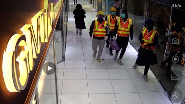 香港四男乔装成工地工人 劫表店抢上百万元名表