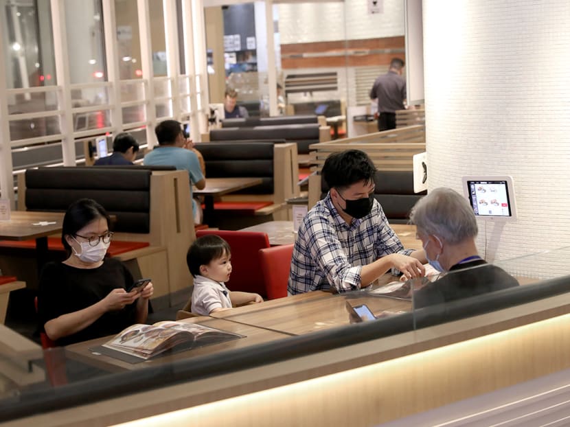 Diners at a restaurant in Star Vista mall on Nov 10, 2021. Diners at a restaurant in Star Vista mall on Nov 10, 2021.