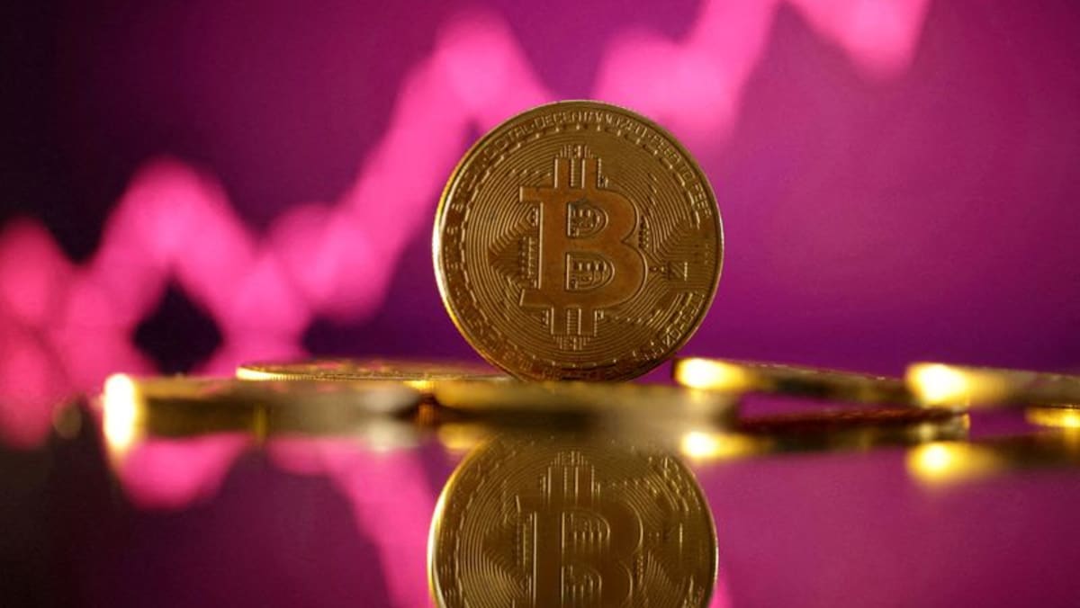 Bitcoin buyer MicroStrategy ends flat after getting Nasdaq 100 nod