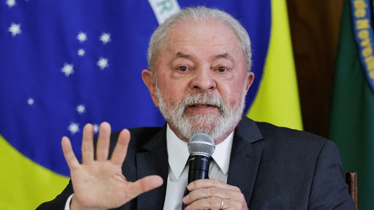 Lula dari Brasil mengutuk invasi ke Ukraina dan menyatakan inisiatif perdamaian