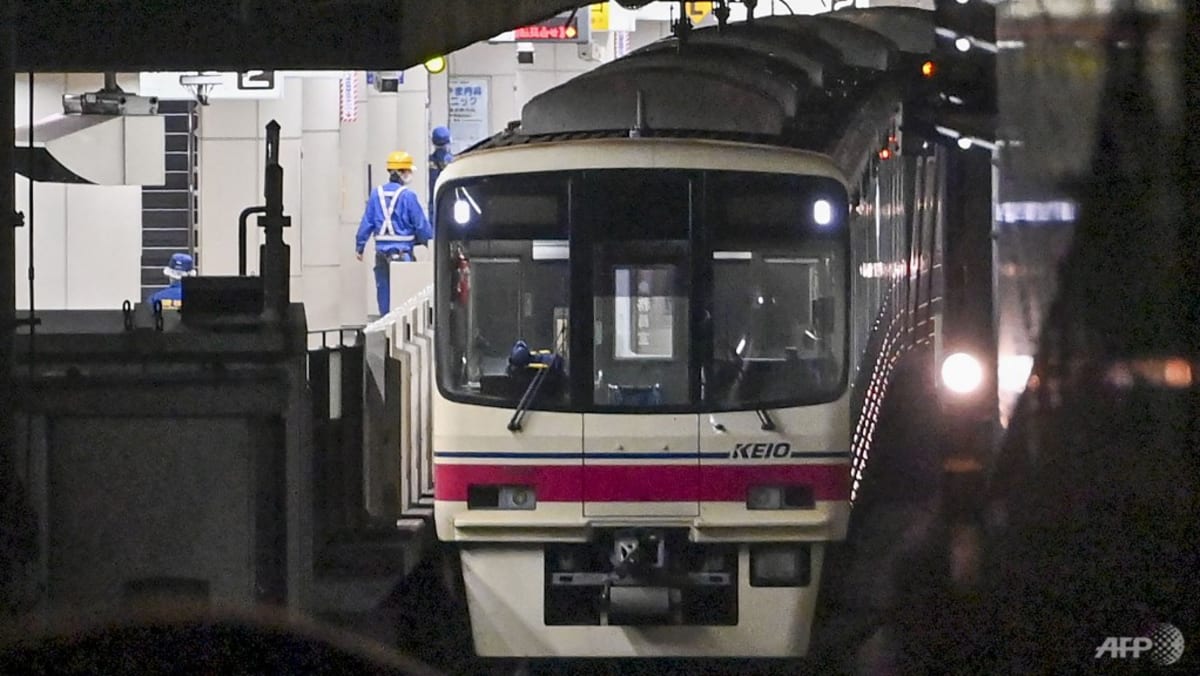Komentar: Serangan kereta bawah tanah Tokyo mengungkapkan bahaya dalam bagaimana kereta api dikelola