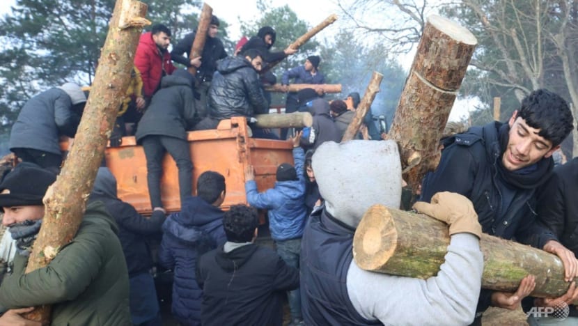 Putin says Russia has 'nothing to do' with Belarus-Poland border crisis Putin says Russia has 'nothing to do' with Belarus-Poland border crisis