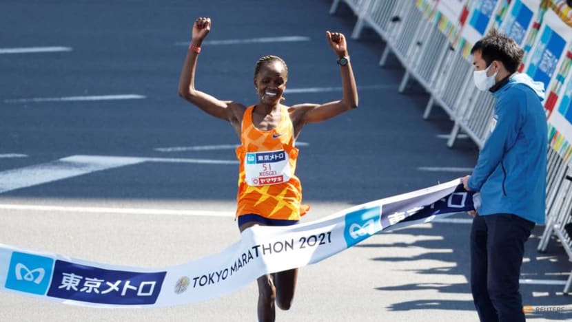 World record holder Kosgei withdraws from London Marathon with injury World record holder Kosgei withdraws from London Marathon with injury