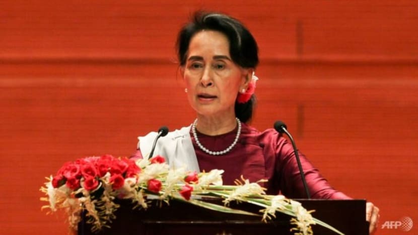 மியன்மாரின் ஆங் சான் சூச்சி மீது மேலும் 5 ஊழல் குற்றச்சாட்டுகள் மியன்மாரின் ஆங் சான் சூச்சி மீது மேலும் 5 ஊழல் குற்றச்சாட்டுகள்