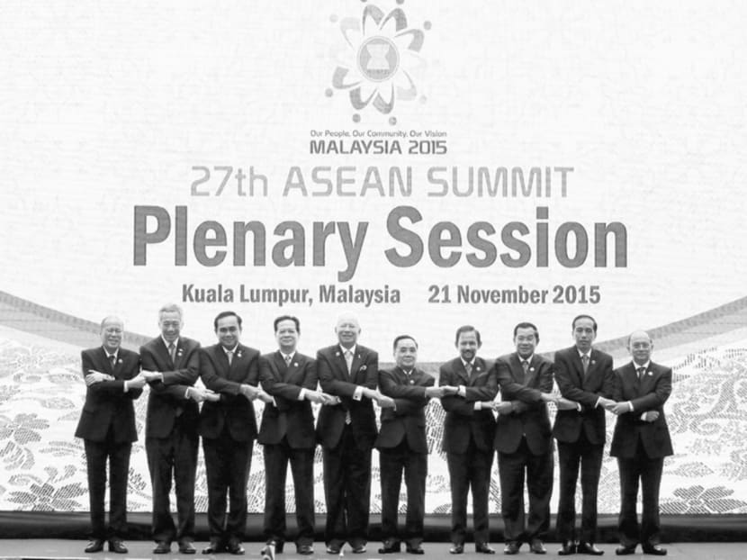 ASEAN leaders pose for an official picture at the 27th ASEAN summit in Kuala Lumpur, Malaysia, on Nov 21. As ASEAN remains an inter-government body, distinct from the European Union’s supra-national construct, directly comparing the two is not apt. Photo: REUTERS