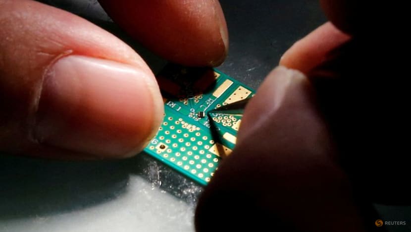 Foxconn unit to sell entire equity stake in Tsinghua Unigroup Foxconn unit to sell entire equity stake in Tsinghua Unigroup