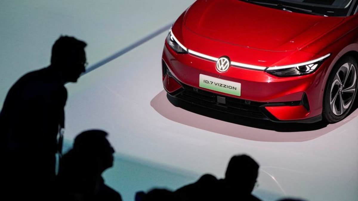  Foto zu Volkswagen plans 10 more EV models by 2026 - CNA 