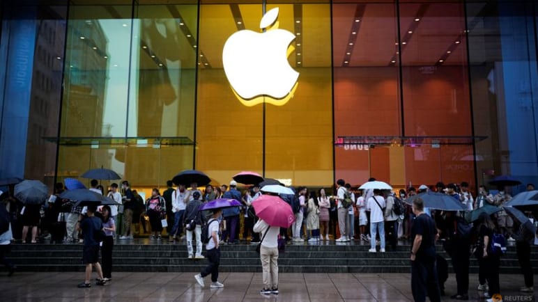 Commentary: The iPhone 15's message about mindless consumerism