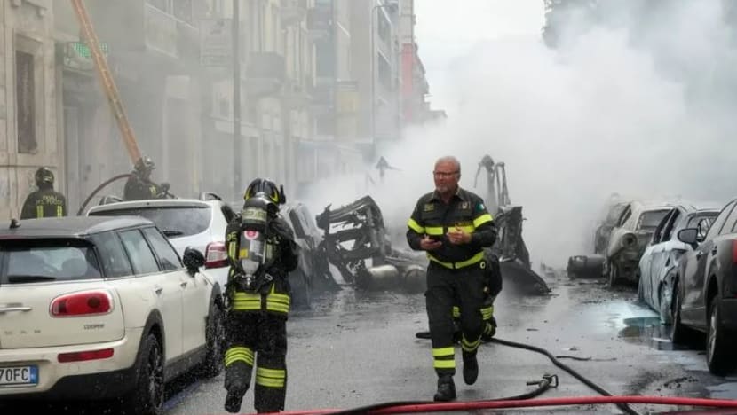 Letupan kuat gegar Milan; beberapa kenderaan terbakar