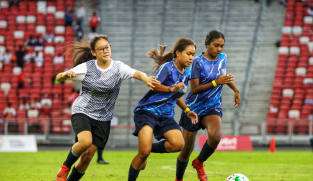 200 atlit Akademi Bola Sepak Sekolah sertai perlawanan persahabatan di Stadium Negara