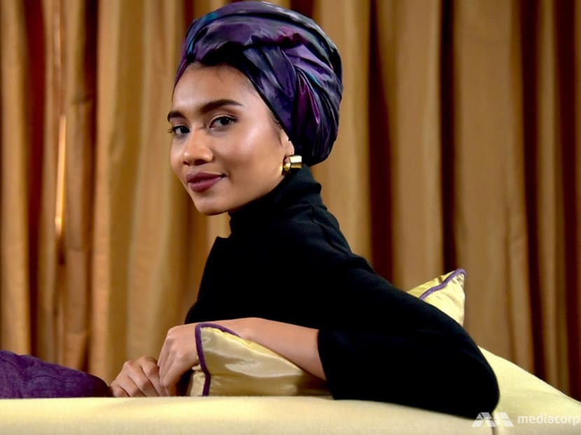 Malaysian singer Yuna talks about dressing as a Muslim and life in Trump’s America Malaysian singer Yuna talks about dressing as a Muslim and life in Trump’s America