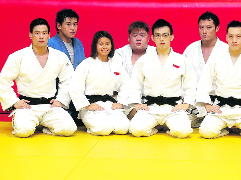 (From left) Gary Chow, Timothy Loh, Vanessa Ng, Ho Han Boon, Benny Tan, Gabriel Yawg, Soh Keng Chuan. Photo: Wee Teck Hian