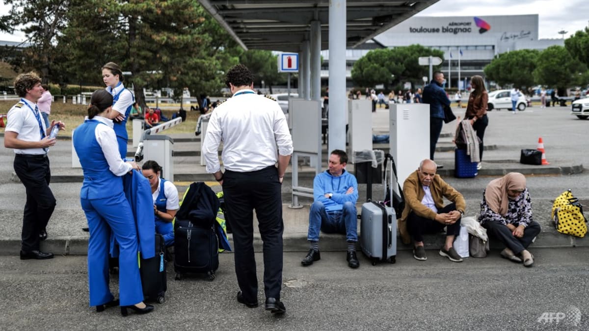 French airports evacuated after ‘threats of attack’