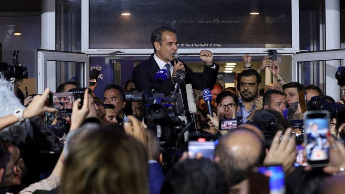After no outright victory, Greek prime minister to get mandate for coalition After no outright victory, Greek prime minister to get mandate for coalition