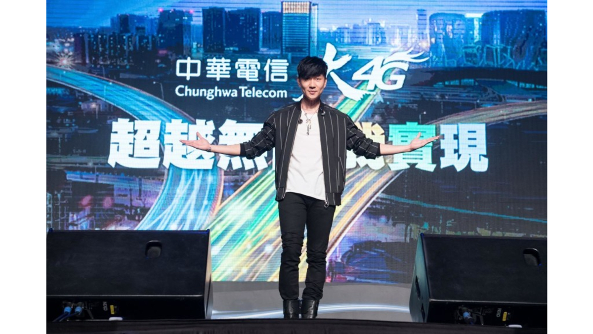 JJ Lin Fast to Create "Infinity and Beyond" 8days