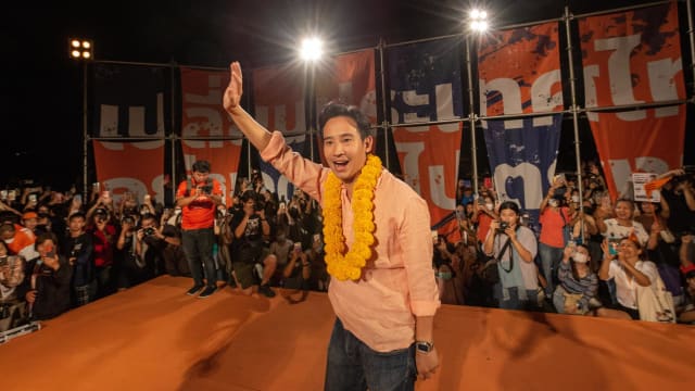 最新民调：泰国前进党党魁披塔成最热门首相人选
