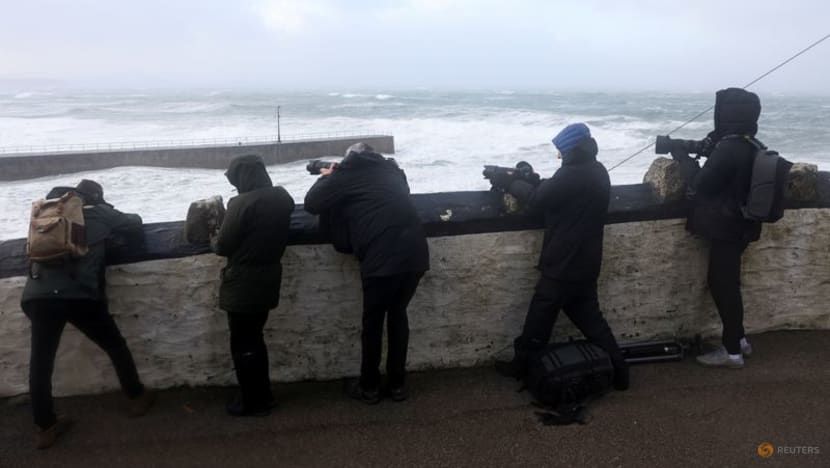 Storm Eunice batters Britain and Ireland, warning issued for London Storm Eunice batters Britain and Ireland, warning issued for London