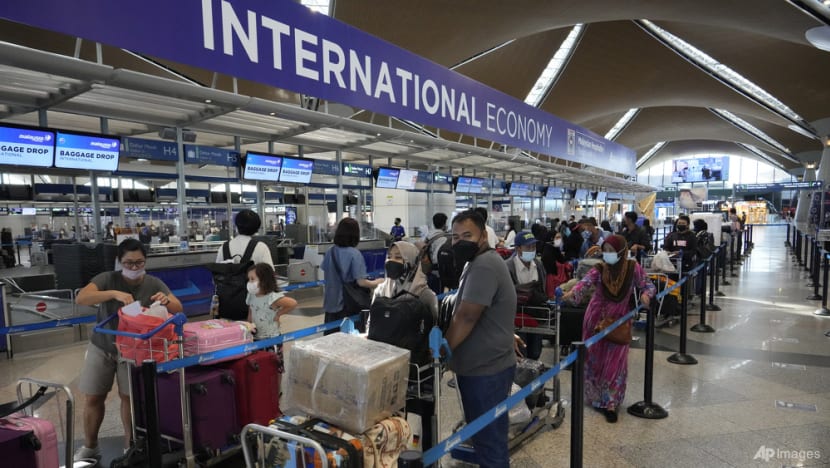 Air travellers to and from Malaysia have to fill in customs forms, says Civil Aviation Authority