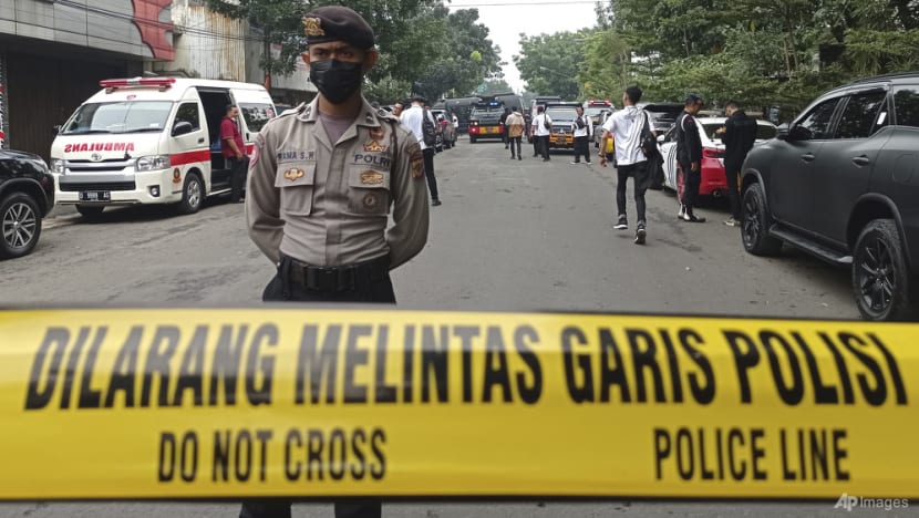 Indonesia suicide bombing kills police officer; attacker leaves note criticising new criminal code