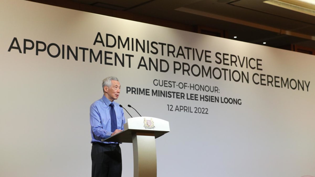 Pemerintah ‘tidak melakukan setiap keputusan dengan benar’ selama krisis COVID-19, namun kuncinya adalah terus belajar: PM Lee
