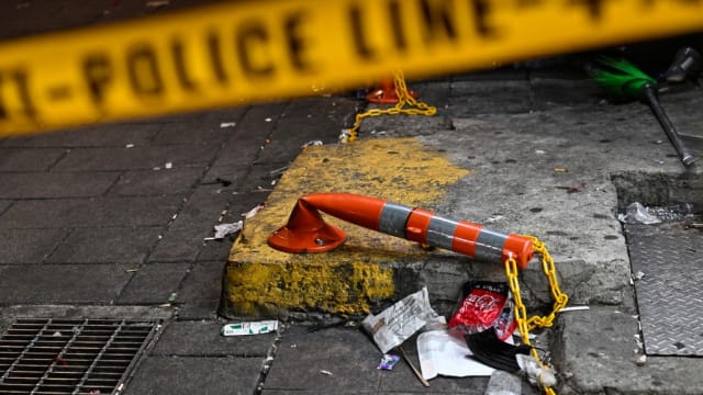 因梨泰院挤压事件被调查的其中一警员家中死亡
