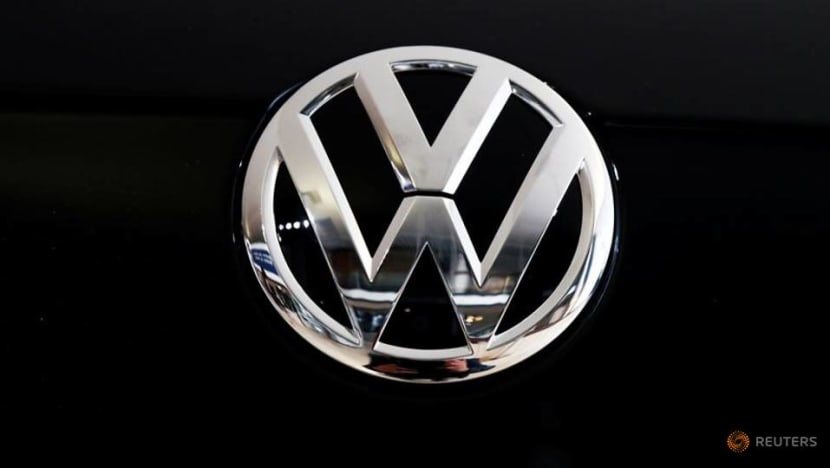 VW 'unintended victim' in battery supplier dispute, seeks four-year reprieve VW 'unintended victim' in battery supplier dispute, seeks four-year reprieve