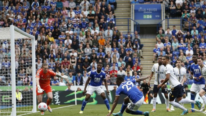 Everton move out of drop zone with gritty win at Leicester Everton move out of drop zone with gritty win at Leicester