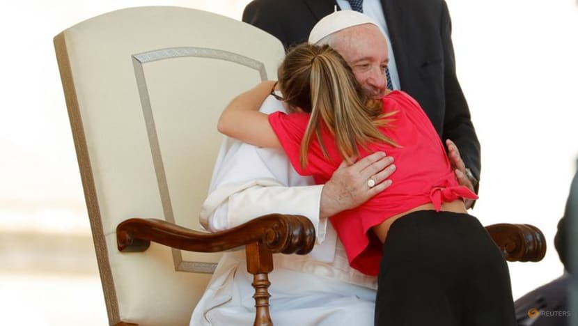 Praying for 'martyred Ukraine', Pope urges halt to 'world war' Praying for 'martyred Ukraine', Pope urges halt to 'world war'