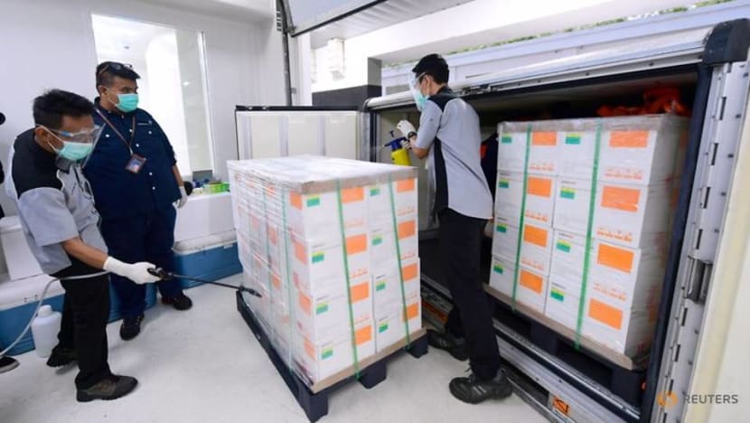 Indonesia has 1.2 million COVID-19 vaccine doses in its possession now. What's next? Indonesia has 1.2 million COVID-19 vaccine doses in its possession now. What's next?