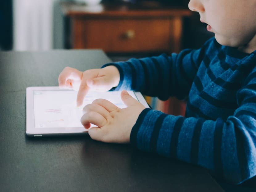 In today’s wired world, one typical way to occupy children is to use digital media to engage or placate them while parents attend to their professional obligations. In today’s wired world, one typical way to occupy children is to use digital media to engage or placate them while parents attend to their professional obligations.