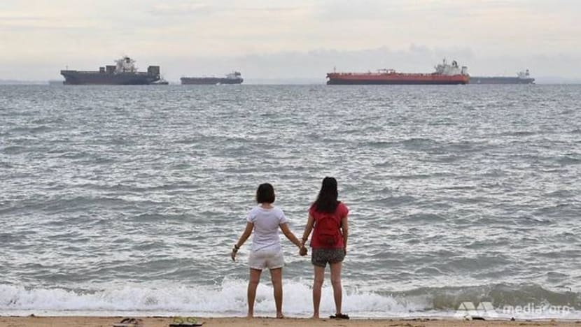 Jadual air pasang, keadaan arus dan dasar laut: Tips selamat berenang di pantai S'pura