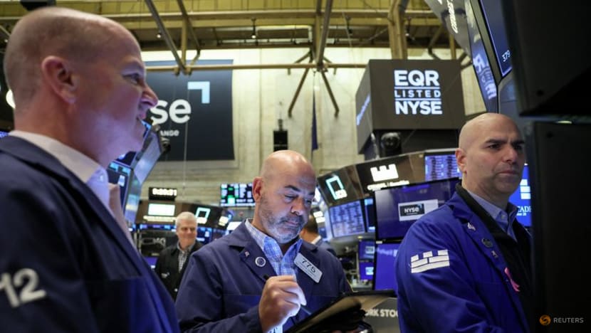 Why a rout in government bonds is worrying 