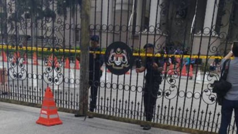 Bomb threat forces evacuation of Kuala Lumpur Court Complex: Report Bomb threat forces evacuation of Kuala Lumpur Court Complex: Report