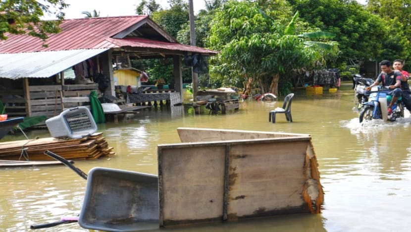 Malaysia GE15: Some candidates pivot to aid efforts as flood victims exceed 3,000