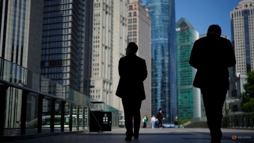 China's COVID-19 surge hits Beijing trading floors, Shanghai finance hub China's COVID-19 surge hits Beijing trading floors, Shanghai finance hub
