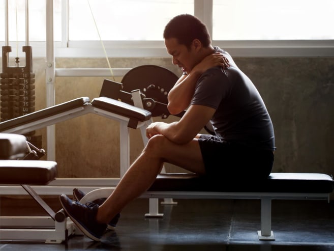 How to avoid getting an injury when you're working out in the gym