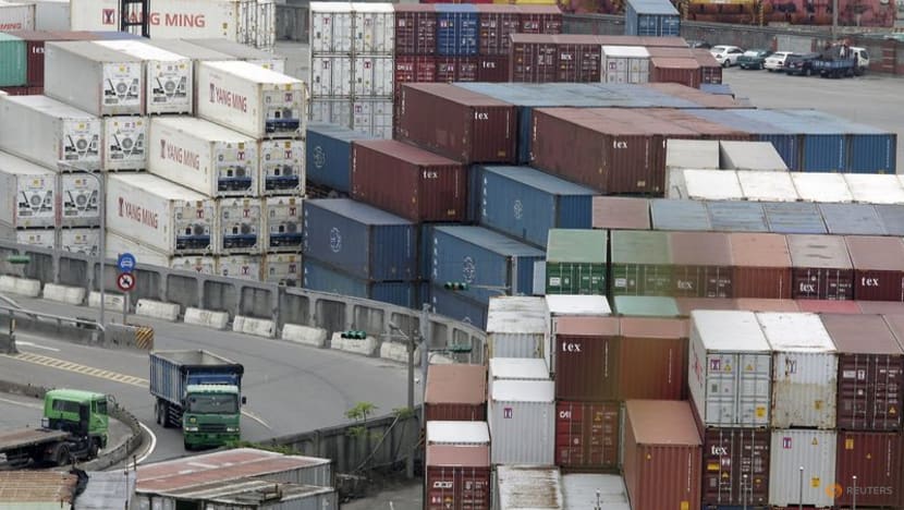 Taiwan export orders fall for first time in 2 years, hurt by China lockdowns, global weakness Taiwan export orders fall for first time in 2 years, hurt by China lockdowns, global weakness