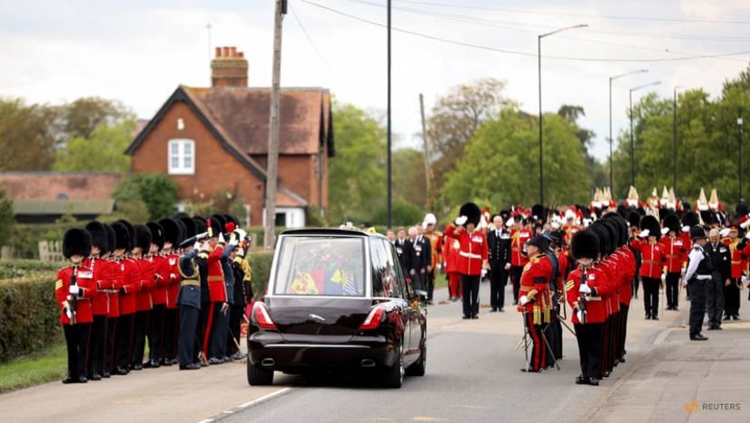 World bids farewell to Queen Elizabeth II from cafes and consulates World bids farewell to Queen Elizabeth II from cafes and consulates