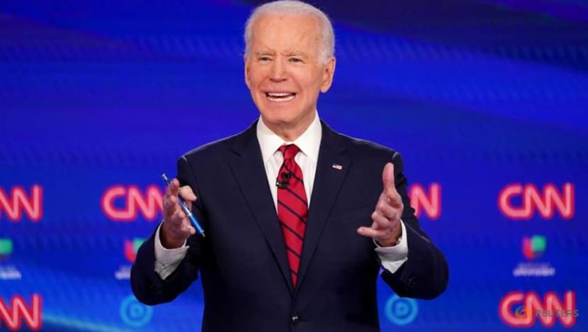 Biden scores big wins in Florida, Illinois on virus-hit primary night Biden scores big wins in Florida, Illinois on virus-hit primary night