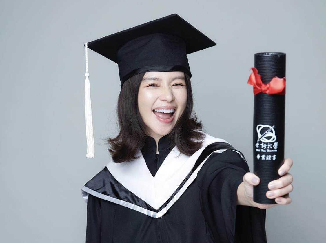 Vivian Hsu Wrote About Herself In Her Master’s Paper And Some Netizens Are Being Salty About It