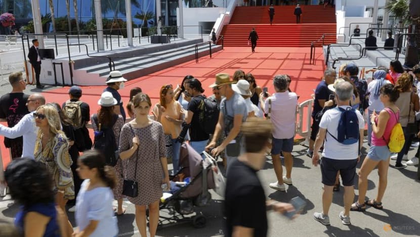 Away from festival spotlight, Ukrainian rebuilds life in Cannes Away from festival spotlight, Ukrainian rebuilds life in Cannes