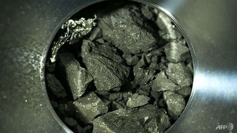 Asteroid samples contain 'clues to origin of life': Japan scientists Asteroid samples contain 'clues to origin of life': Japan scientists