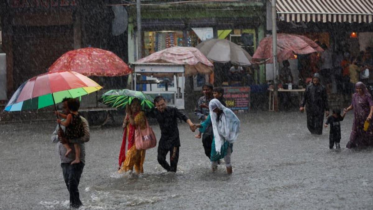 India will receive heavy monsoon rains in September, says weather chief India will receive heavy monsoon rains in September, says weather chief