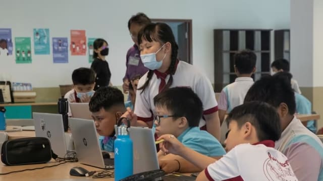 九所特需学校新加坡籍学生学费 将调低多达60%